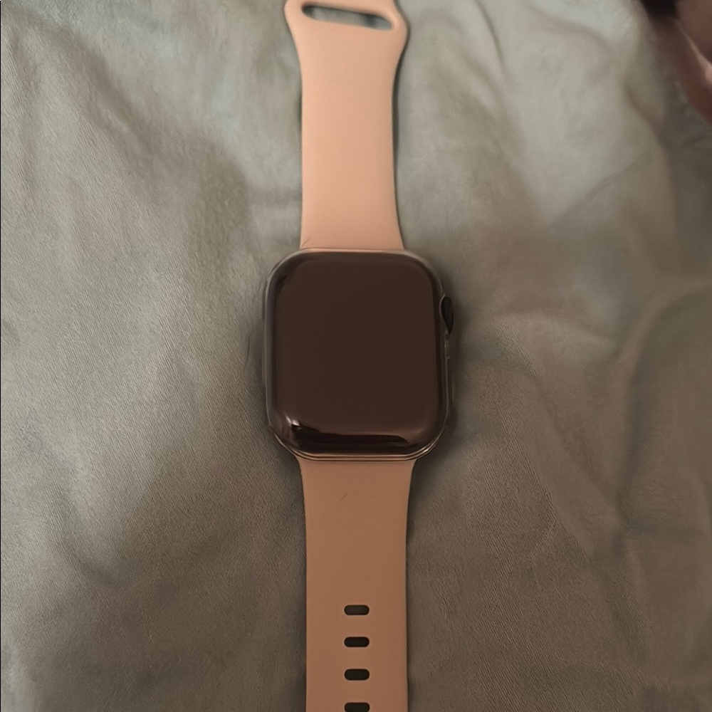 Apple Watch Series 7 41 mm GPS ( like new )